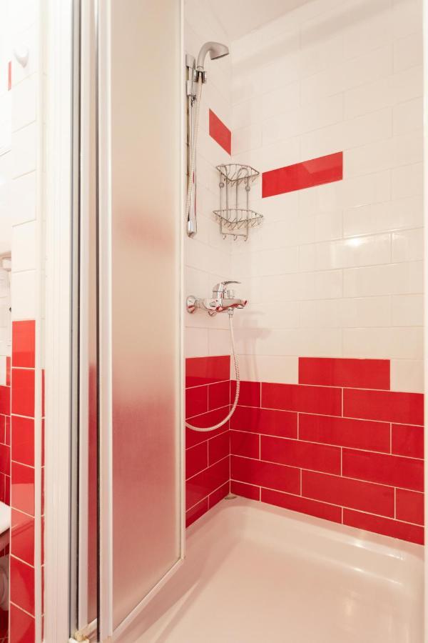 2Bdr Apartment With Balcony Near Maksimir Zagreb Luaran gambar